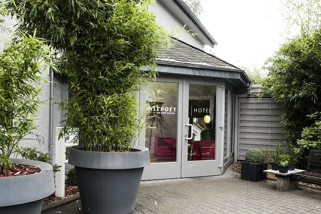 Airport Hotel By The New Yorker Cologne Germany